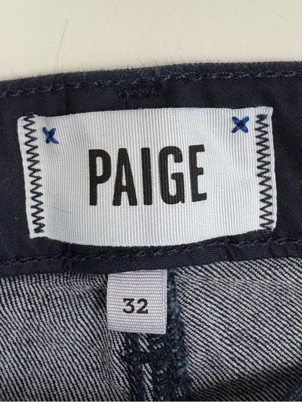 PAIGE Dark Wash Skyline Straight Jeans size 32 - Palmer - Like New - 80% cotton - Picture 2 of 8